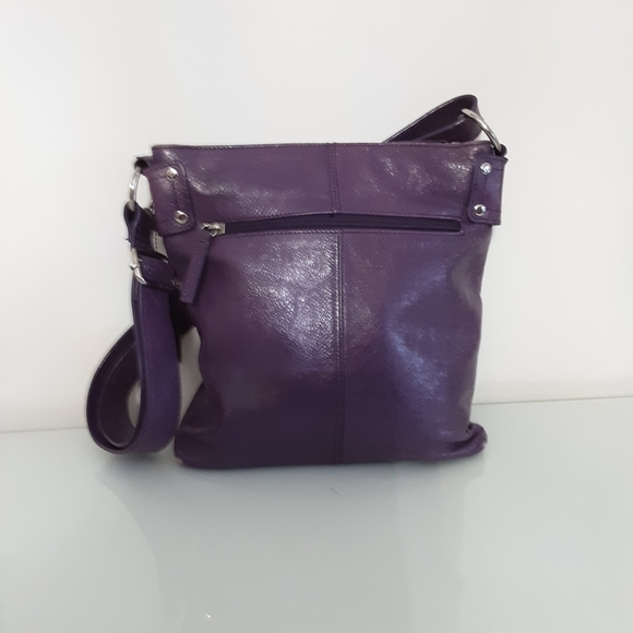 Danier Purple Distressed Leather Crossbody Bag - Picture 2 of 15
